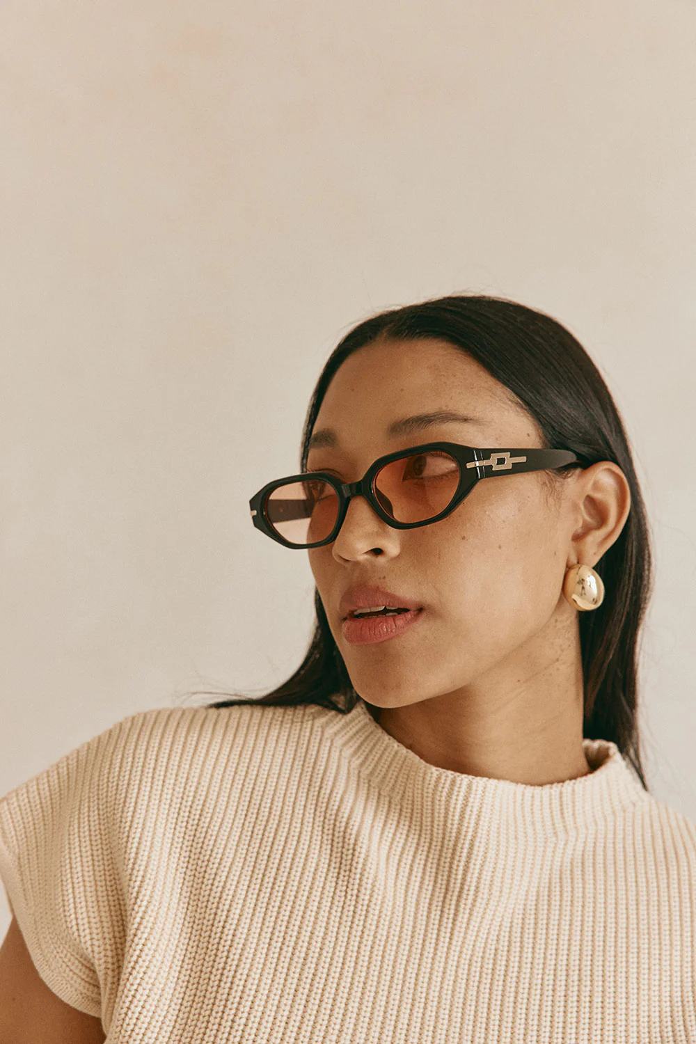 Oku Sunglasses - Black - Image 4