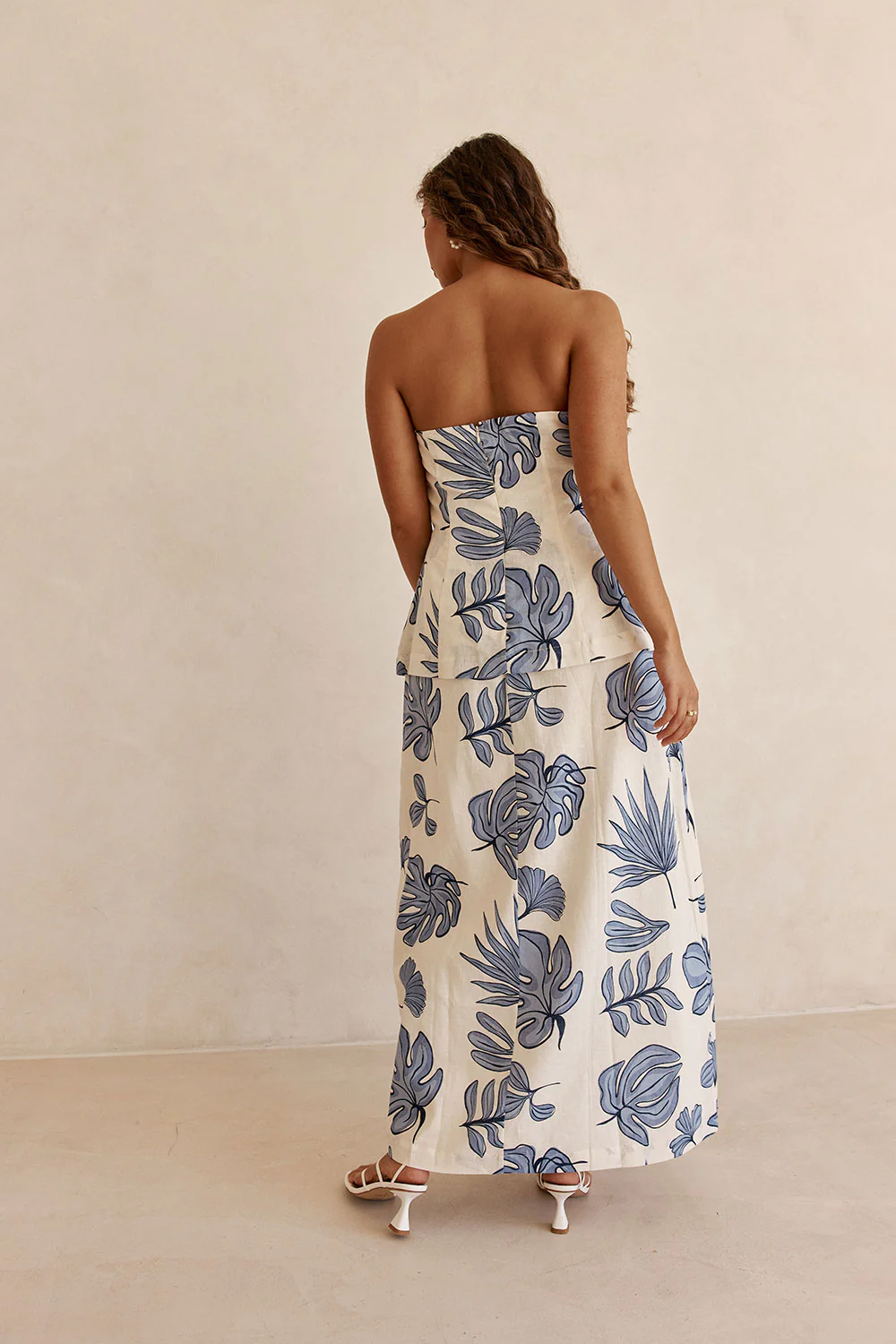 Reign Dress - Phylida Azure - Image 6