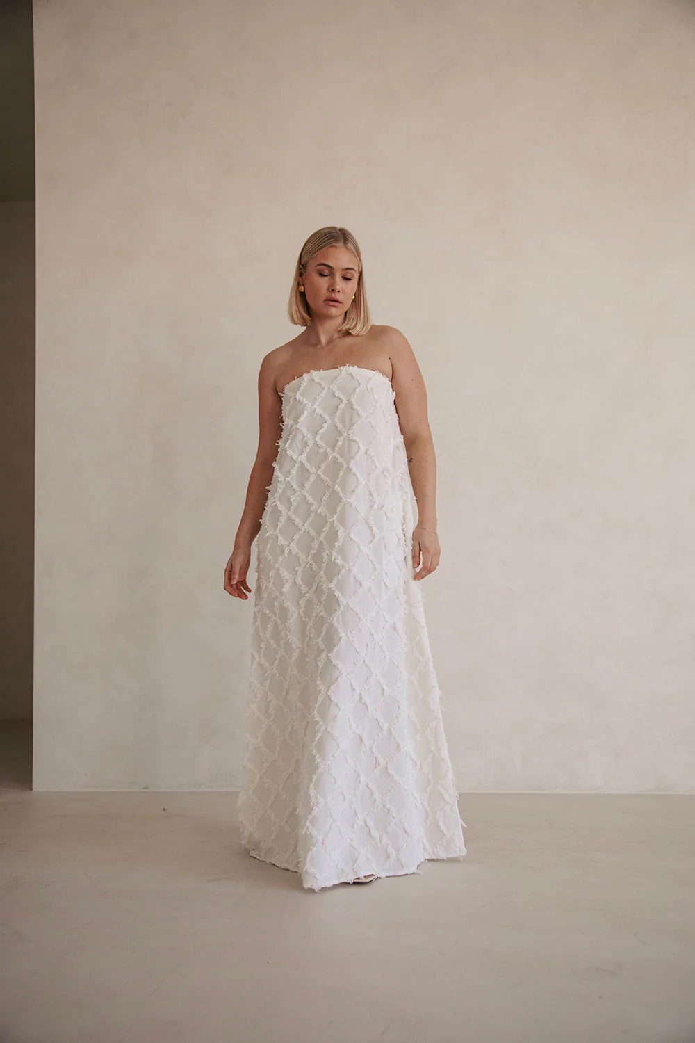 SAMPLE-Noah Dress - Image 6