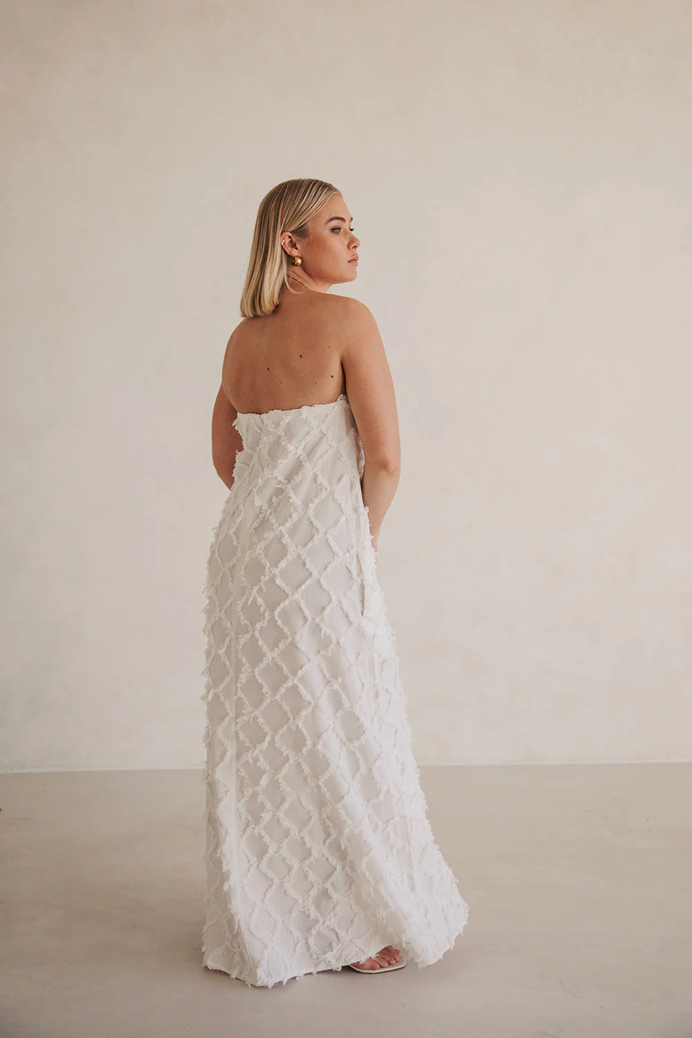SAMPLE-Noah Dress - Image 8